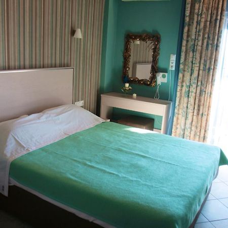 Margarita'S Rooms Potos Habitación foto
